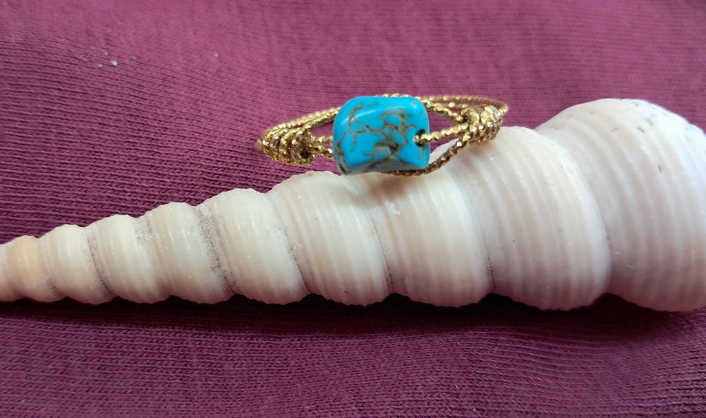 Anillo   hecho a nano de turquesa