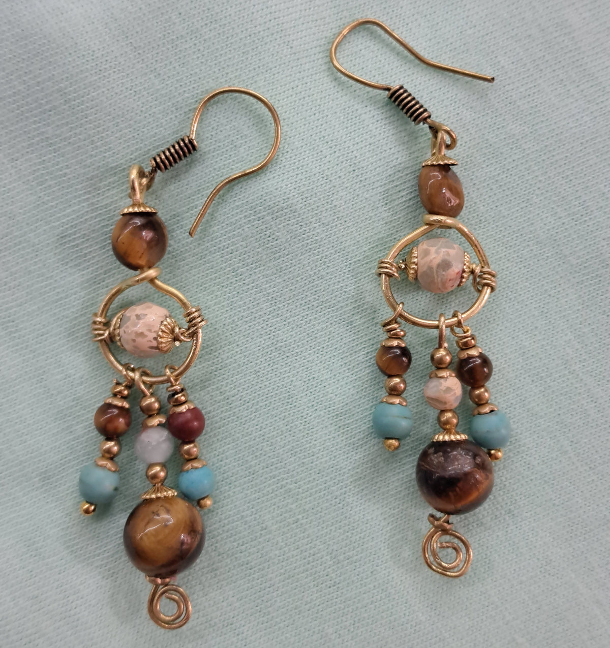 Pendientes únicos de minerales