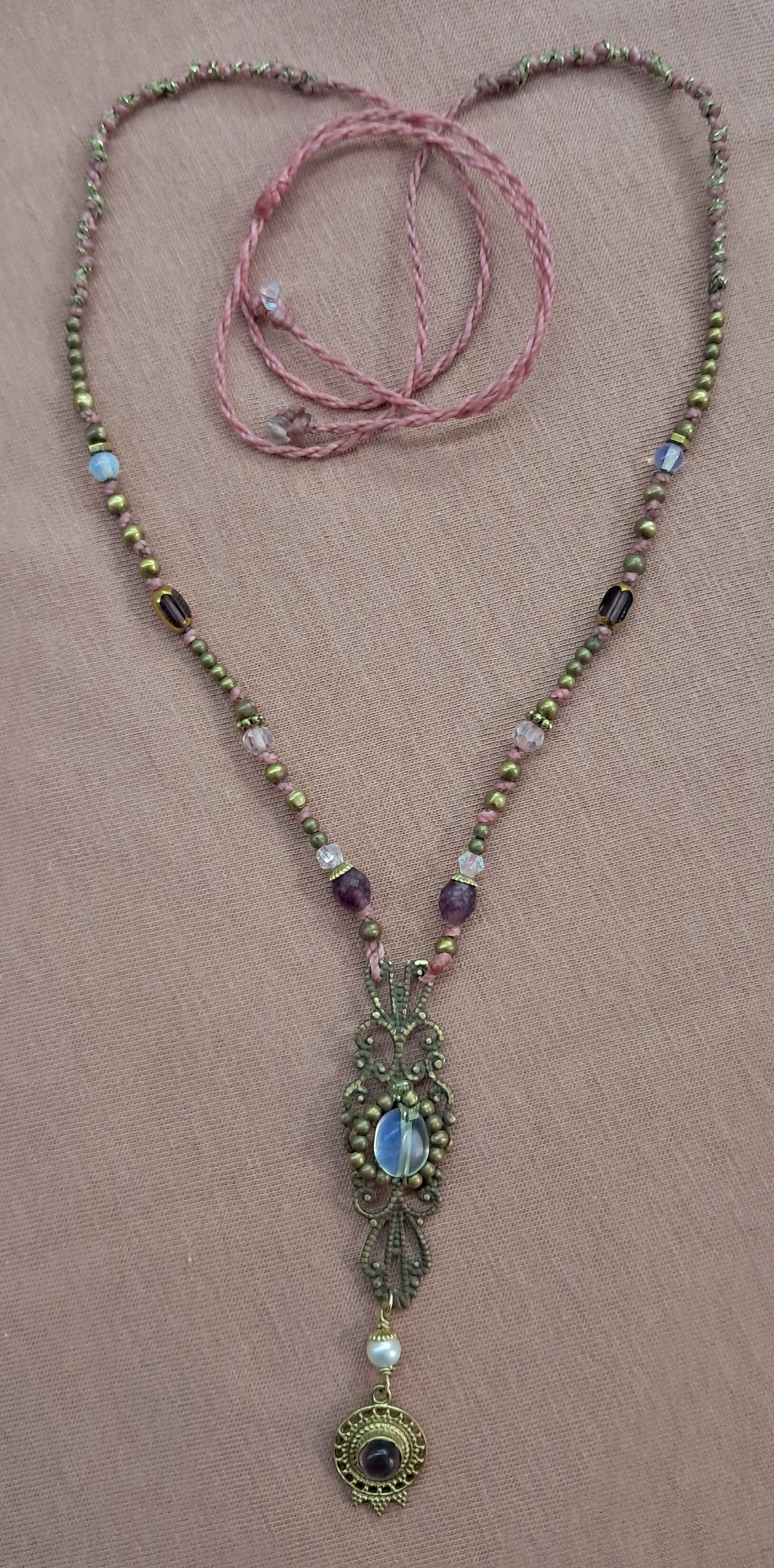 Collar Isabelino artesanal