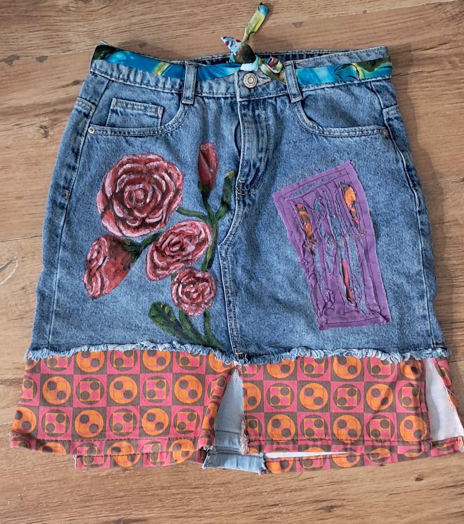 Falda rosas