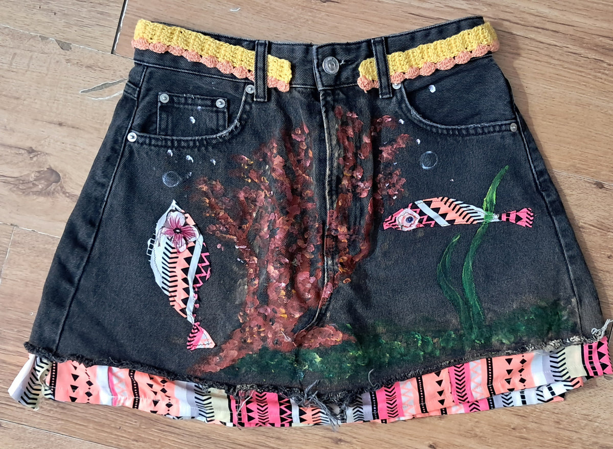 Falda customizada y pintada